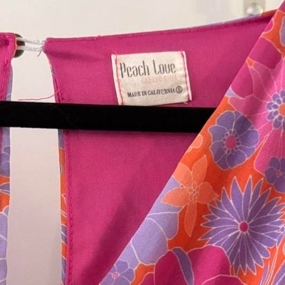 Peach Love floral colorful romper. Size Women's small Boho Girly Barbie flowy - Picture 3 of 5